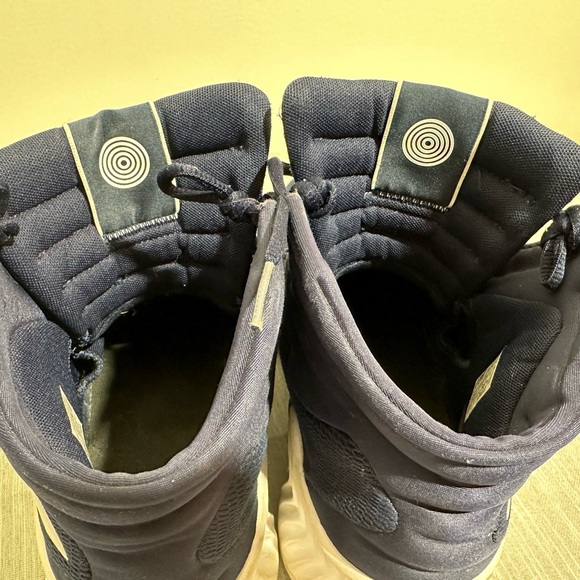 Adidas Bounce High Top Basketball Shoes, men's size 11 - Picture 5 of 8